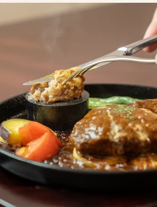 常陸牛×ローズポークの合い挽きハンバーグ